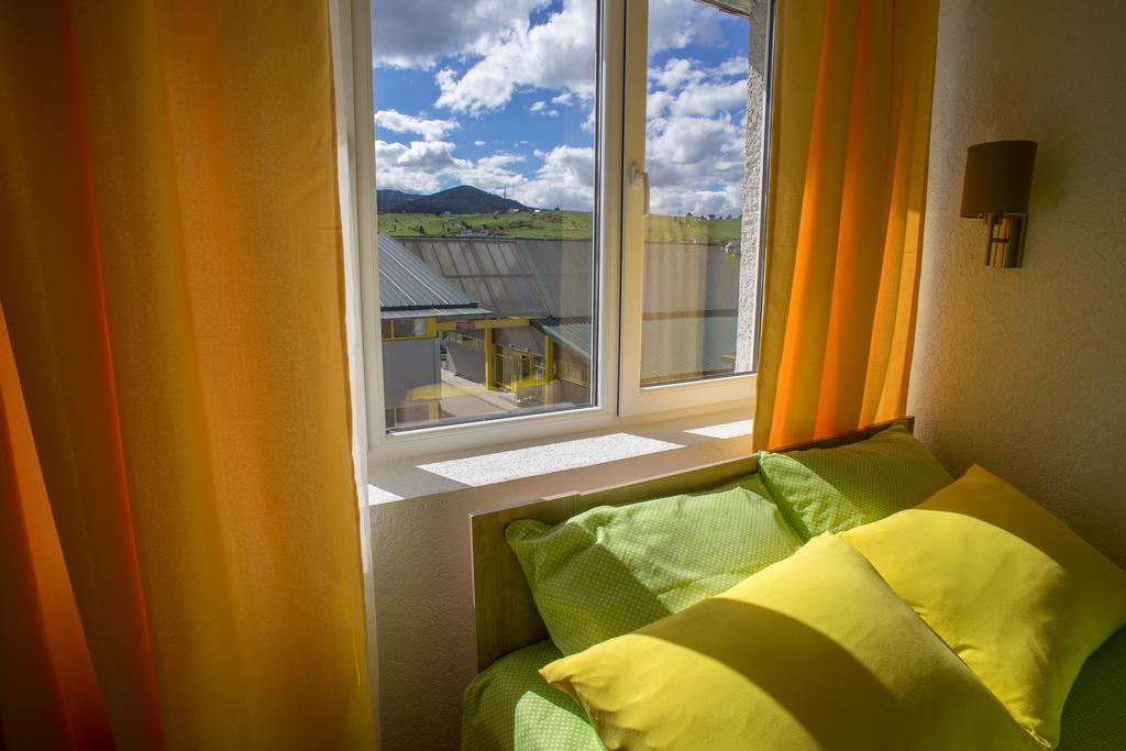 Apartmani Restoran Durmitor Žabljak Exteriör bild
