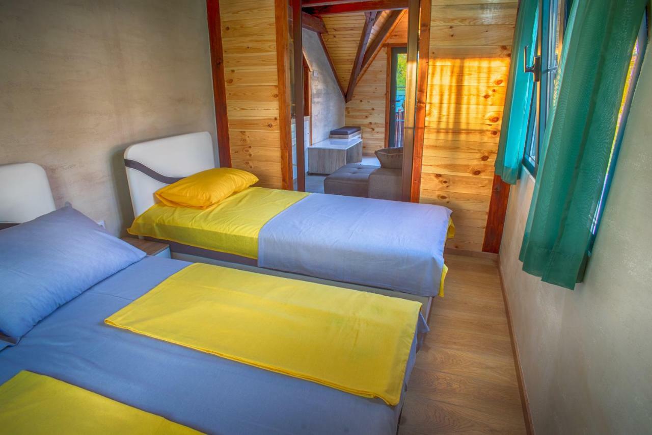 Apartmani Restoran Durmitor Žabljak Exteriör bild