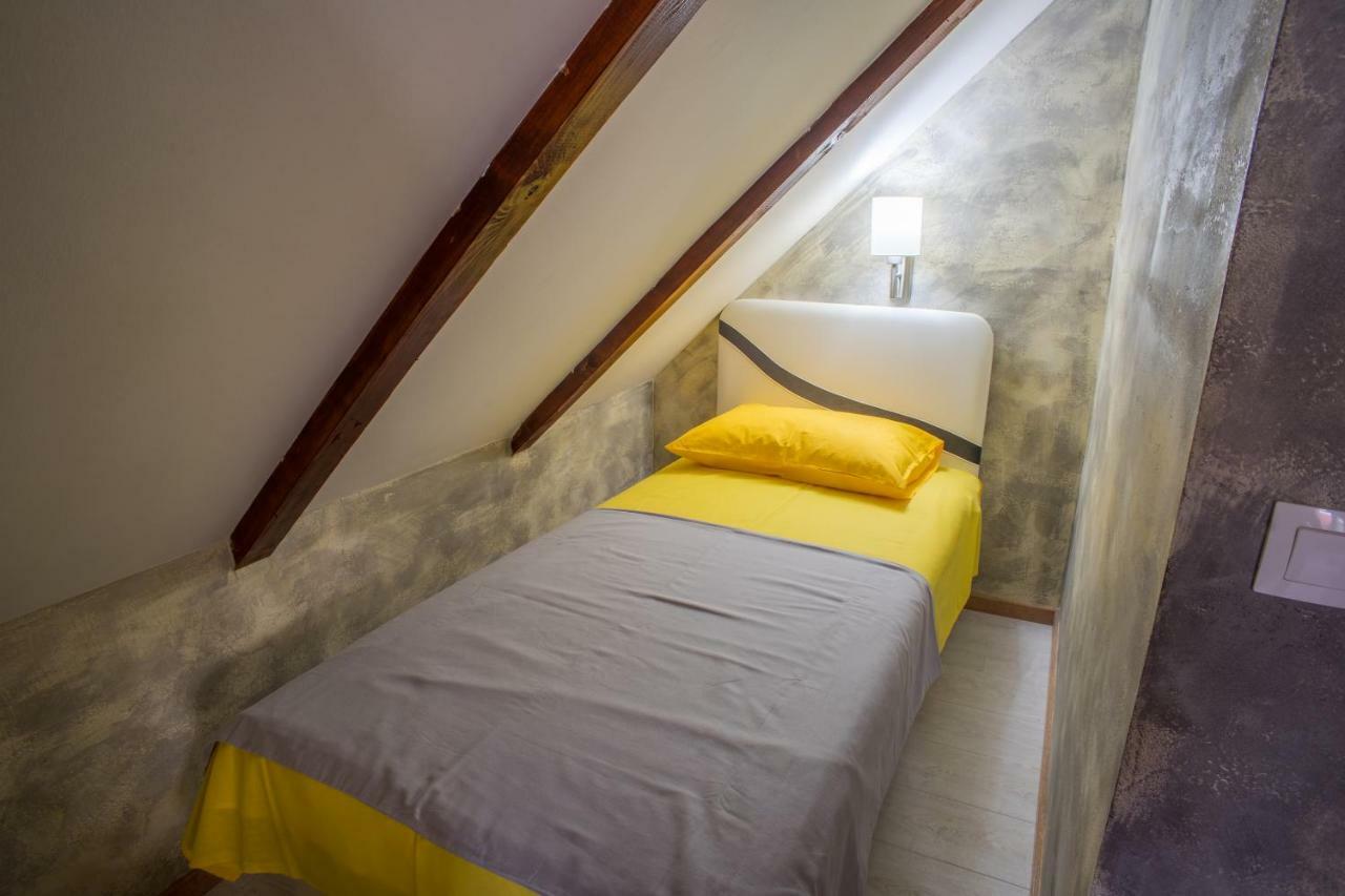 Apartmani Restoran Durmitor Žabljak Exteriör bild